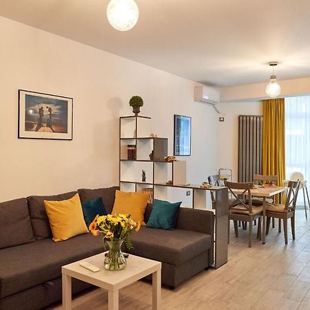 Submarine Apartment Spa N Pool Beach Resort Năvodari Kültér fotó