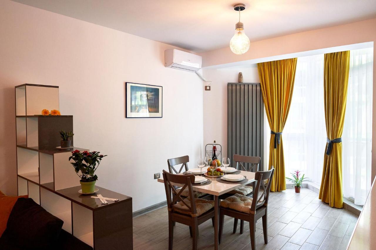 Submarine Apartment Spa N Pool Beach Resort Năvodari Kültér fotó